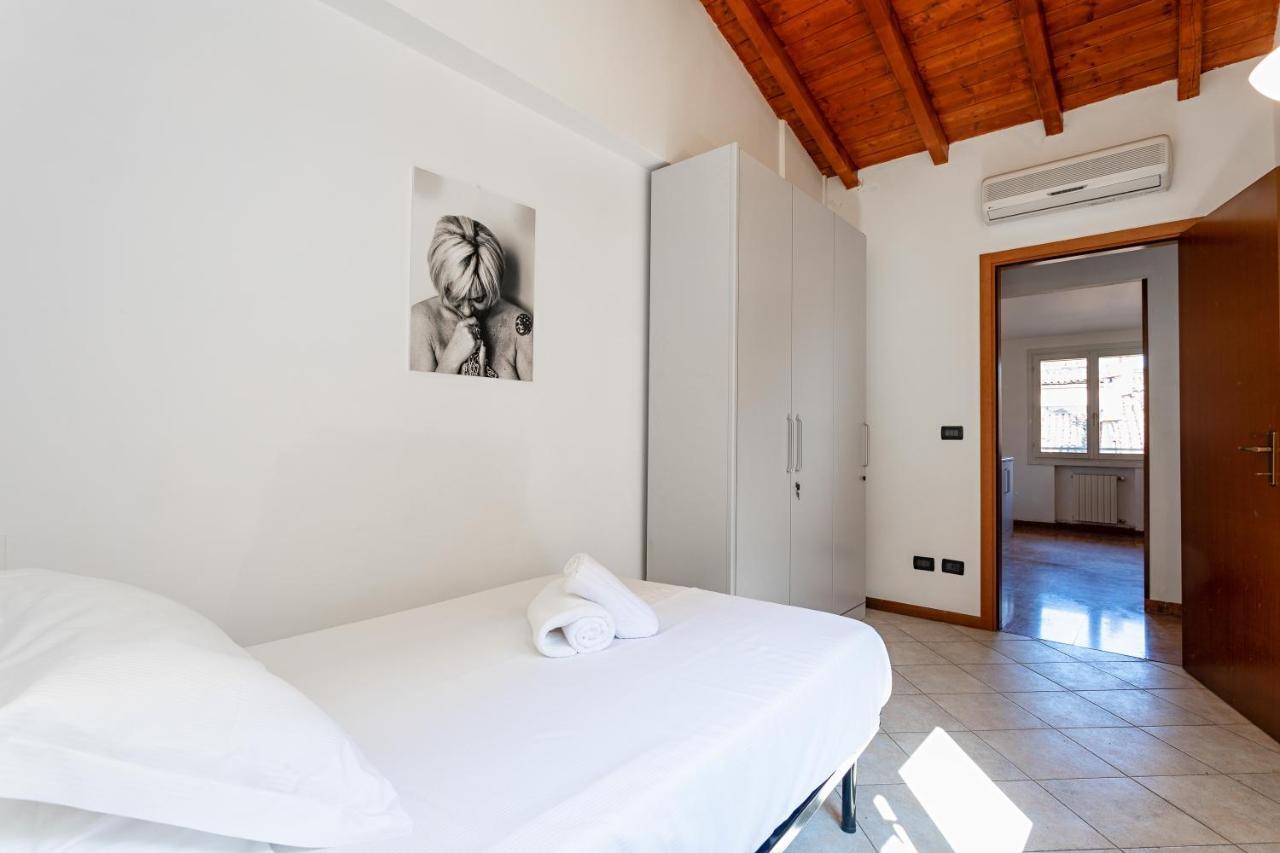 Apartamento Bologna'S Way Sguardo Sui Tetti Exterior foto